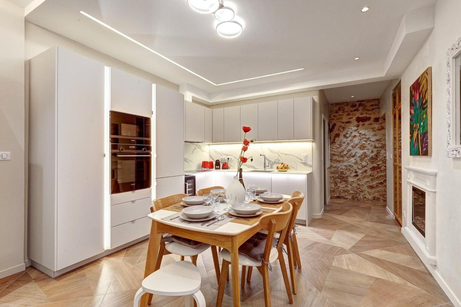 Luxueuse Haussmanienne Confort Et Elegance Parijs