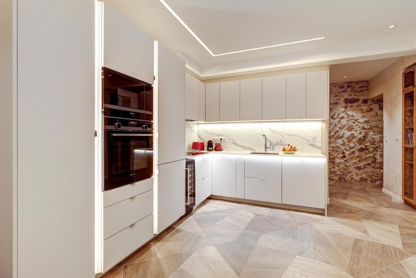 Appartement Luxueuse Haussmanienne Confort Et Elegance *